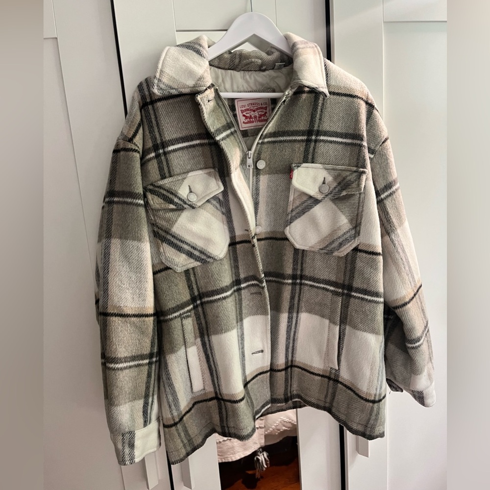Levi’s oversized shirt jacket